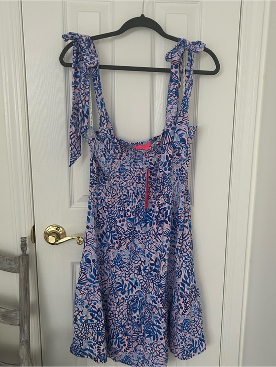 Lilly Pulitzer Dresses & Skirts - Lilly pulitzer Tie-Shoulder dress